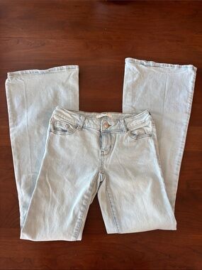 PacSun Low Rise Flare Jeans